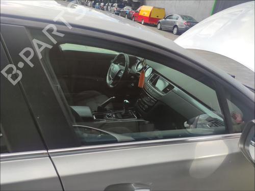 front-right-door-window-peugeot-508-i-8d_-2010-2011-2012-2013-2014-2015-2016-2017-2018-35909207 main image