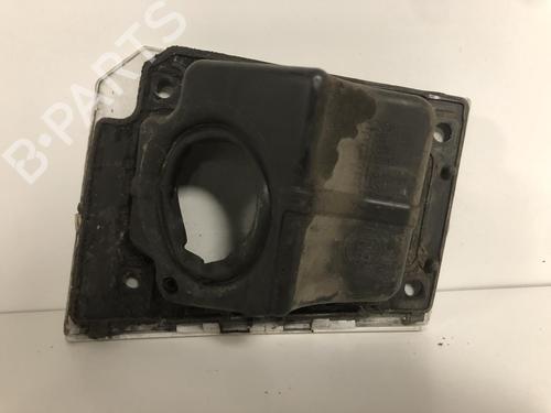 Used Fuel flap Fuel flap 37418480 37418480