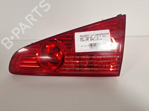 right-tailgate-light-peugeot-607-9d-9u-2000-33585897 main image