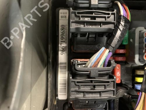Used Fuse box Fuse box CITROËN C3 I (FC_, FN_) [2002-2013] 35911705 35911705