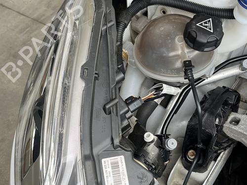 Used Right headlight Right headlight PEUGEOT 208 I (CA_, CC_) 1.2 PureTech 82 (82 hp) 33890322 33890322