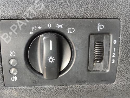 Interruttore luci Interruttore luci MERCEDES-BENZ B-CLASS Sports Tourer (W245) B 200 CDI (245.208) (136 hp) 33589380 33589380