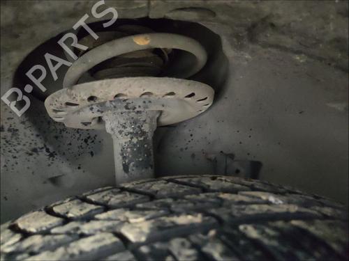 Used Right front shock absorber Right front shock absorber RENAULT CAPTUR I (J5_, H5_) 0.9 TCe 90 (90 hp) 33587584 33587584