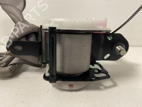 Used Front right seatbelt Front right seatbelt TOYOTA AVENSIS Estate (_T22_) 1.6 i (AT220_, AT220R) (101 hp) 36149357 36149357