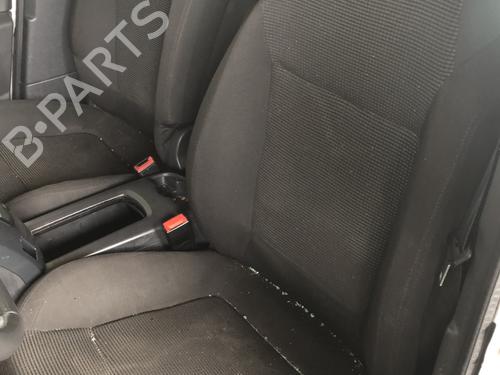 Used Left front seat Left front seat PEUGEOT 5008 (0U_, 0E_) 1.6 HDi (112 hp) 33599483 33599483
