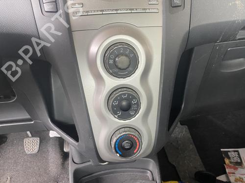 Used Climate control Climate control 37529595 37529595