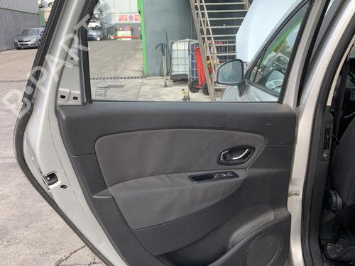 Elevador vidro trás esquerdo Elevador vidro trás esquerdo RENAULT SCÉNIC III (JZ0/1_) 1.6 dCi (JZ00, JZ12) (130 hp) 35911125 35911125