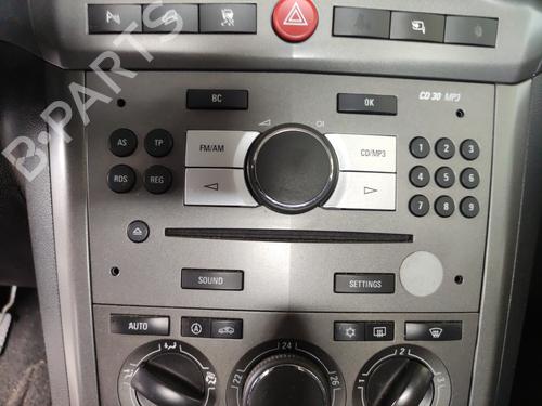 Used Radio Radio OPEL ANTARA A (L07) 2.0 CDTI 4x4 (150 hp) 33592075 33592075