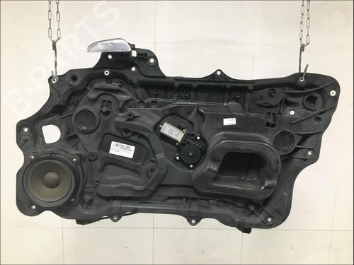 Rudehejsemekanisme Højre foran Rudehejsemekanisme Højre foran LANCIA YPSILON (843_) 1.3 JTD (843.AXD11, 843.AXD1A) (70 hp) 33576854 33576854