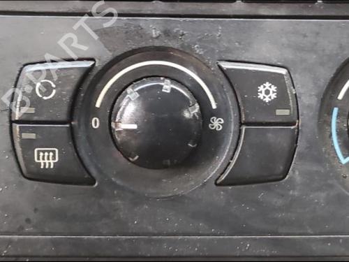 Used Climate control Climate control 36574193 36574193
