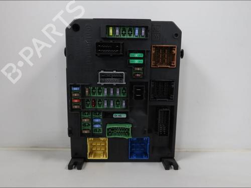 Fuse box CITROËN C4 II (NC_) 1.6 HDi 90 | BP35906404E1 - Image 2