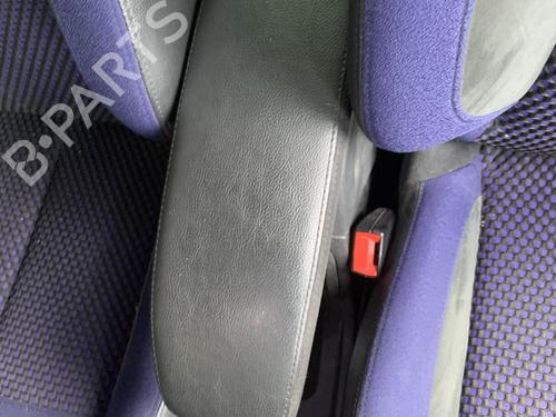 Used Armrest / Center console Armrest / Center console CITROËN DS3 (SA_) 1.6 VTi 120 (120 hp) 35913605 35913605
