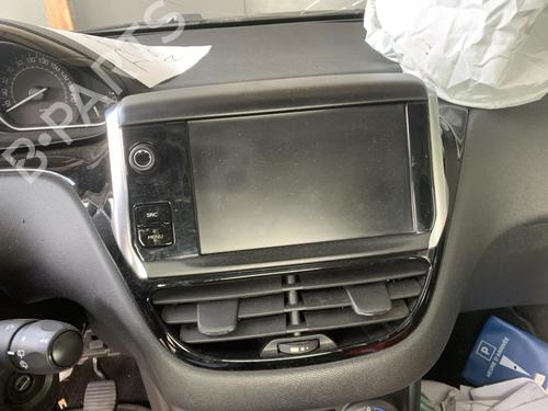 Used Display monitor Display monitor PEUGEOT 208 I (CA_, CC_) 1.6 BlueHDi 100 (100 hp) 33603335 33603335
