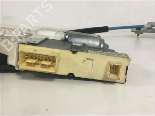 Used Front right window mechanism Front right window mechanism PEUGEOT 307 (3A/C) 1.6 HDi 110 (109 hp) 33578027 33578027