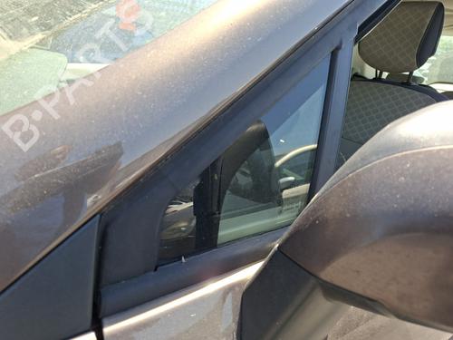 Used Front left quarter glass Front left quarter glass 37256175 37256175