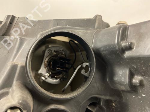 Used Right headlight Right headlight 38309546 38309546