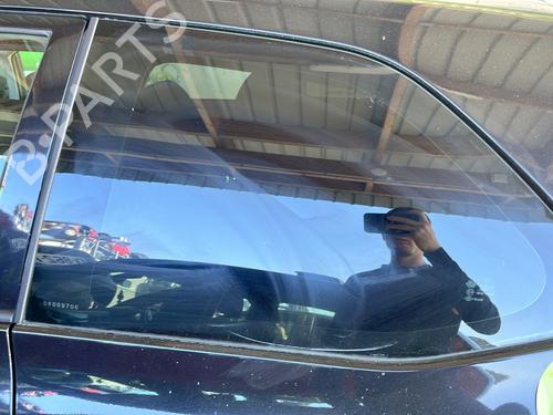 rear-left-door-window-toyota-auris-_e15_-2006-2007-2008-2009-2010-2011-2012-2013-33851251 main image