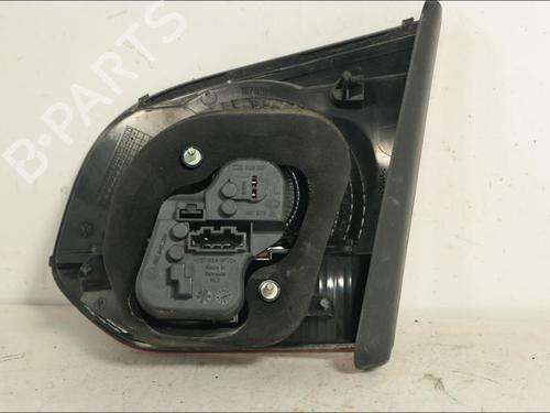 Used Third brake light Third brake light VW GOLF VI (5K1) 2.0 TDI (170 hp) 33572940 33572940