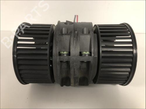 Used Heater blower motor Heater blower motor RENAULT MEGANE III Coupe (DZ0/1_) 1.5 dCi (DZ09, DZ0D, DZ1F, DZ1G, DZ14, DZ29) (110 hp) 33585566 33585566