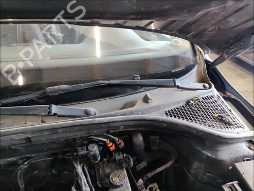 Used Front wiper motor Front wiper motor SKODA OCTAVIA III (5E3, NL3, NR3) 2.0 TDI (150 hp) 33582806 33582806