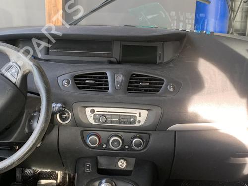 Salpicadero Salpicadero RENAULT SCÉNIC III (JZ0/1_) 1.5 dCi (110 hp) 33596079 33596079