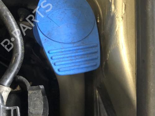 Used Windscreen washer tank Windscreen washer tank SKODA FABIA I Combi (6Y5) 1.4 (60 hp) 36579355 36579355