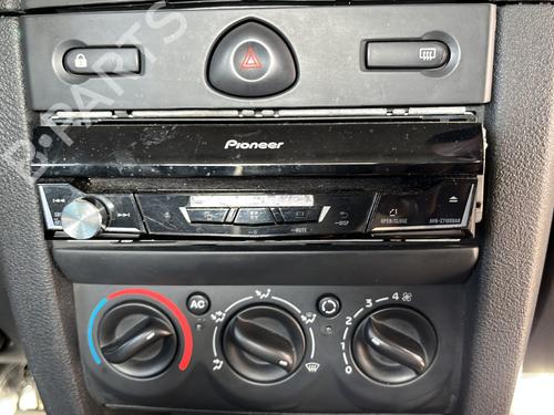 Used Radio Radio 36580597 36580597