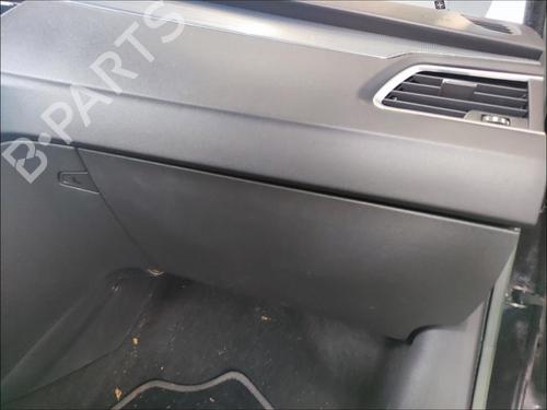 Used Glove box Glove box PEUGEOT 508 I (8D_) 1.6 HDi (112 hp) 35908517 35908517