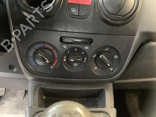 Used Climate control Climate control PEUGEOT BIPPER Tepee 1.4 HDi (68 hp) 35912979 35912979