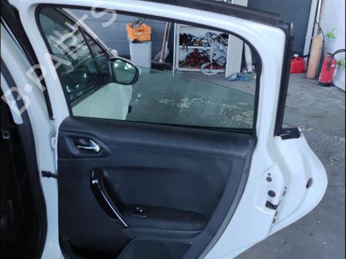 Used Rear right window mechanism Rear right window mechanism PEUGEOT 208 I (CA_, CC_) 1.4 HDi (68 hp) 35908878 35908878