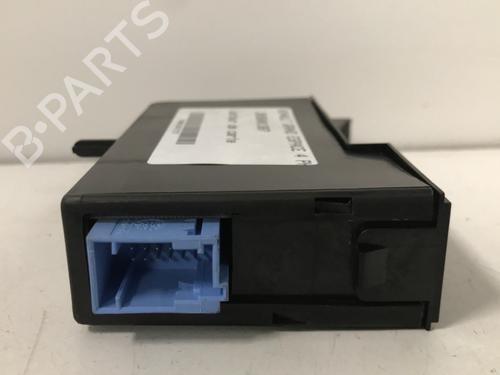 Used Card reader Card reader RENAULT ESPACE IV (JK0/1_) 2.2 dCi (JK0H) (150 hp) 33990335 33990335