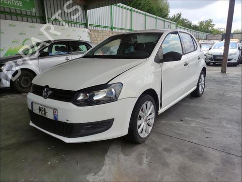 Used Engine control unit (ECU) Engine control unit (ECU) VW POLO V (6R1, 6C1) 1.2 (60 hp) 33591232 33591232