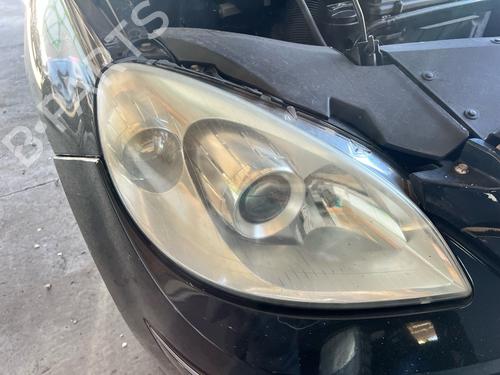 Used Right headlight Right headlight MERCEDES-BENZ B-CLASS Sports Tourer (W245) B 180 CDI (245.207) (109 hp) 35915872 35915872