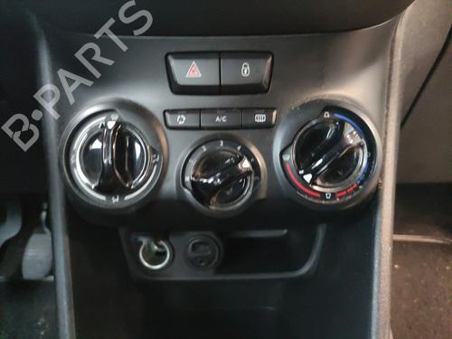 Used Climate control Climate control PEUGEOT 208 I (CA_, CC_) 1.6 HDi (92 hp) 35911613 35911613