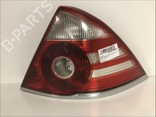Used Right taillight Right taillight FORD MONDEO III (B5Y) [2000-2007] 33580814 33580814