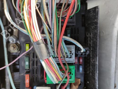 Used Fuse box Fuse box PEUGEOT 307 CC (3B) 2.0 16V (136 hp) 35910344 35910344