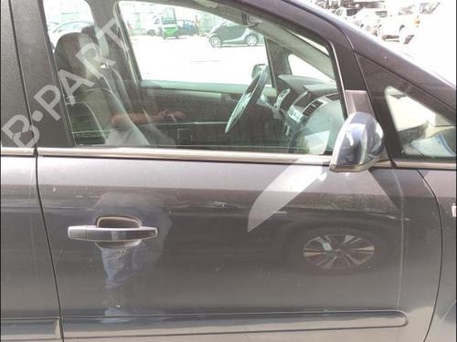 Used Right front door Right front door OPEL ZAFIRA / ZAFIRA FAMILY B (A05) 1.9 CDTI (M75) (120 hp) 33589450 33589450