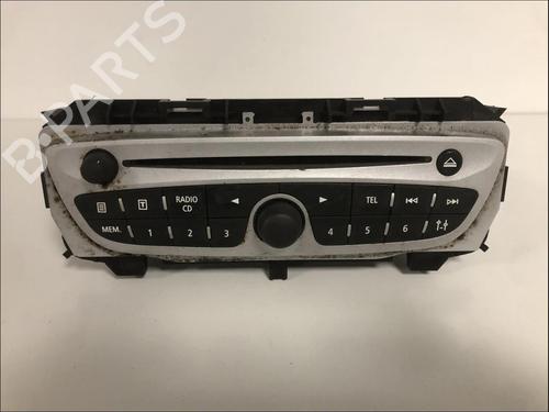 Used Radio Radio RENAULT TWINGO II (CN0_) 1.5 dCi 75 (75 hp) 33586639 33586639