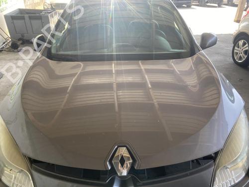 hood-renault-megane-iii-hatchback-bz01_-b3_-2008-36287489 main image