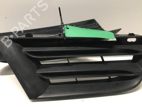 Used Grille Grille RENAULT SCÉNIC II (JM0/1_) [2003-2010] 33602233 33602233