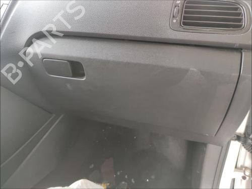 Used Glove box Glove box VW POLO V (6R1, 6C1) 1.2 (60 hp) 36576027 36576027