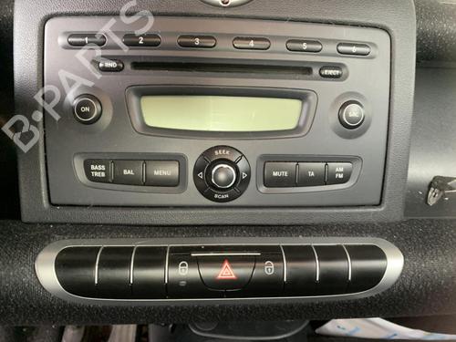Used Radio Radio SMART FORTWO Coupe (451) 0.8 CDi (451.301) (54 hp) 33599856 33599856