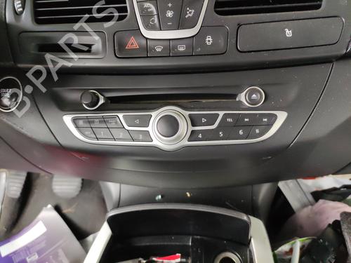 Used Radio Radio RENAULT LAGUNA Coupe (DT0/1) 2.0 dCi (DT01, DT08, DT09, DT0K, DT12, DT1C, DT1D, DT1M,... (150 hp) 33594165 33594165