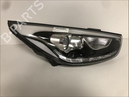 Used Right headlight Right headlight HYUNDAI ix35 (LM, EL, ELH) 1.7 CRDi (116 hp) 33585749 33585749