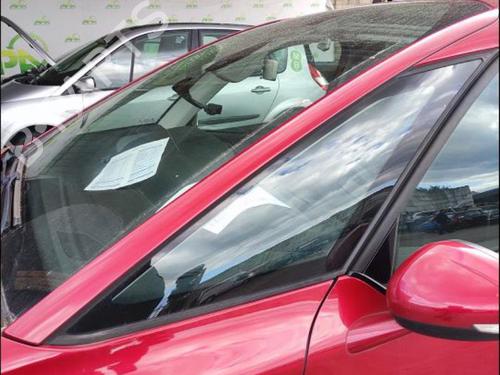 front-left-quarter-glass-citroen-c4-picasso-ii-2013-33582398 main image