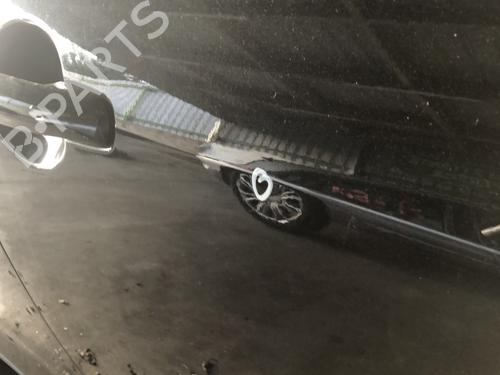 Used Right front door Right front door SUZUKI SWIFT IV (FZ, NZ) 1.3 DDiS (AZG413D, ZC02S, ZC92S) (75 hp) 33601282 33601282