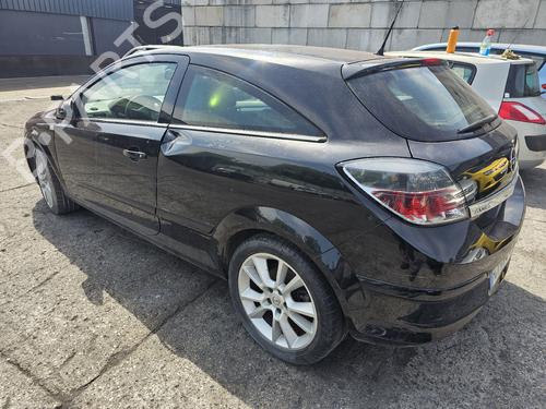 Used Parts OPEL ASTRA H GTC (A04) 1.9 CDTi (L08) 4724136