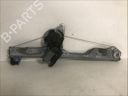 Used Front left window mechanism Front left window mechanism RENAULT MODUS / GRAND MODUS (F/JP0_) 1.5 dCi (JP02) (103 hp) 33574464 33574464