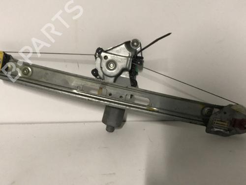 Alzacristallo posteriore sinistro Alzacristallo posteriore sinistro BMW 3 (E46) 330 d (184 hp) 33589987 33589987