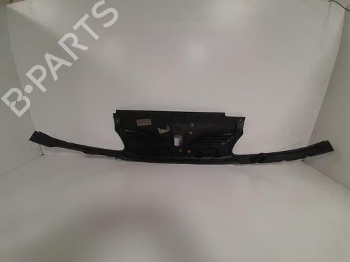 Used Grille Grille 38941559 38941559